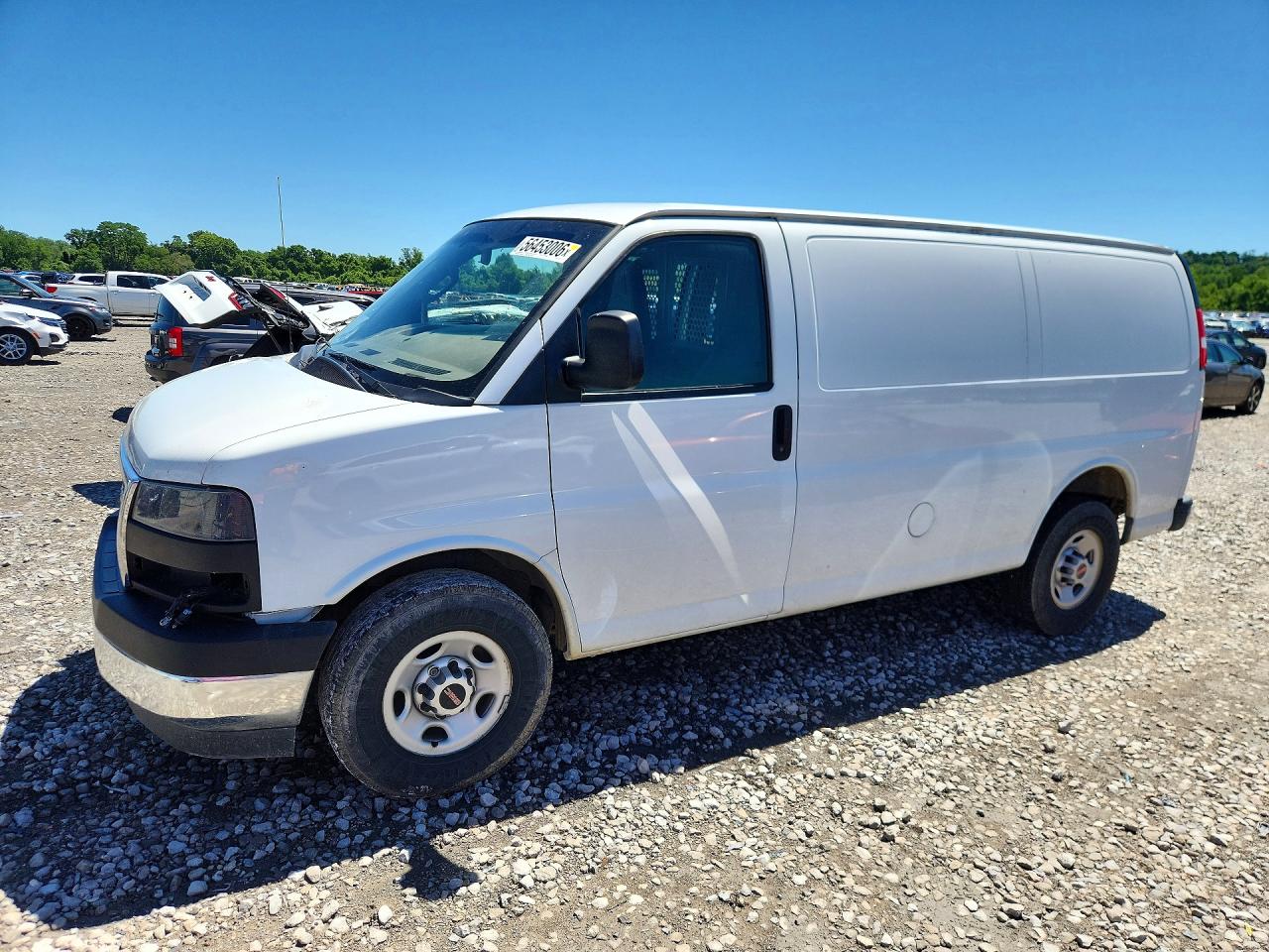 Salvage GMC Savana Image
