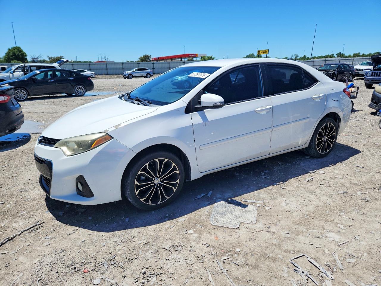 Salvage Toyota Corolla Image