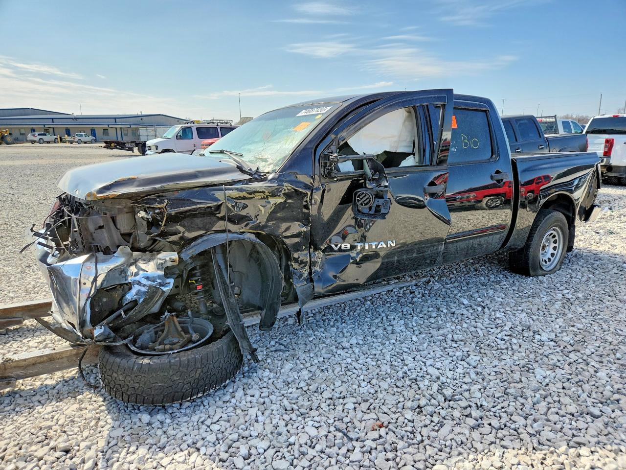 Salvage Nissan Titan Image