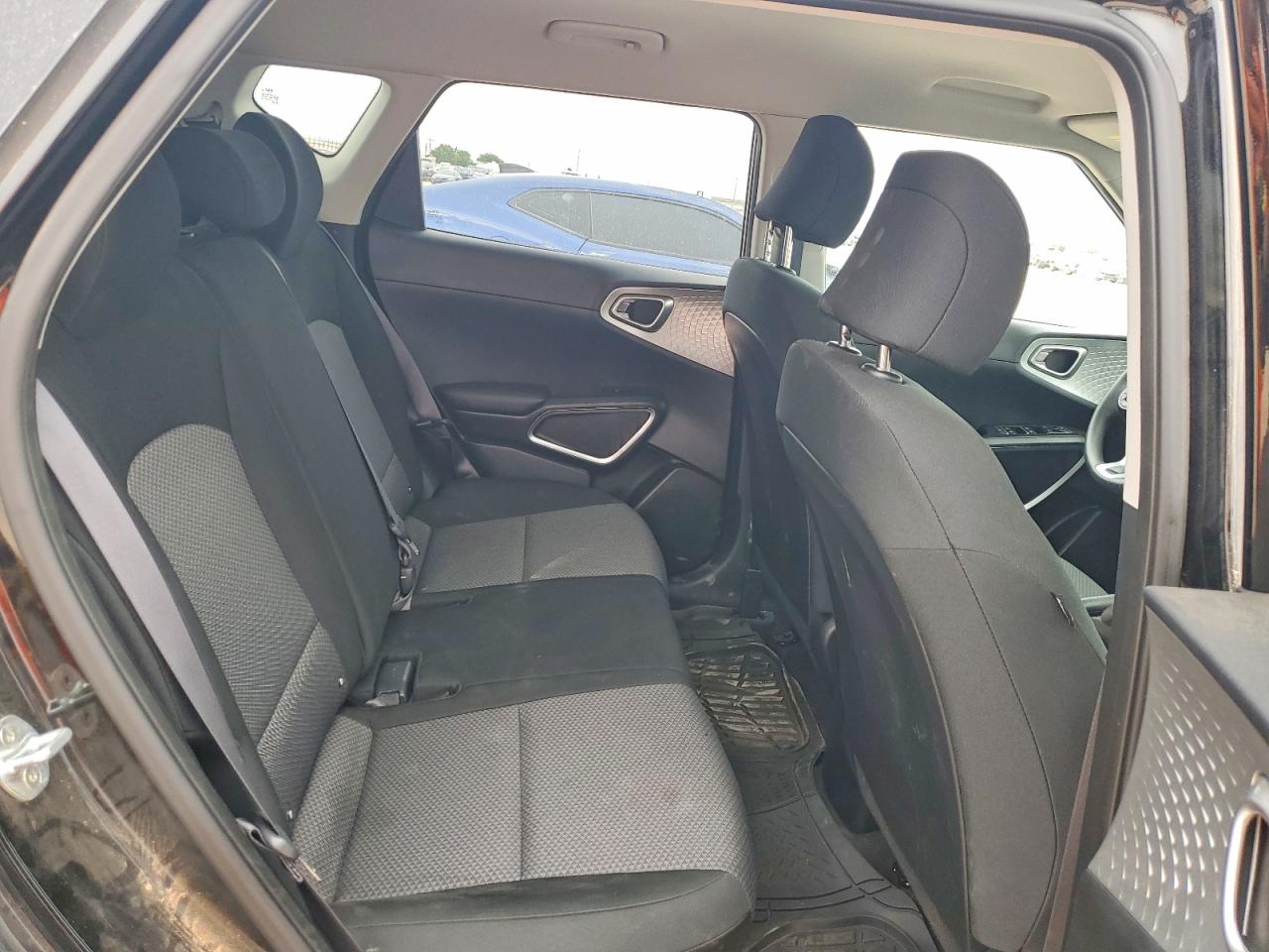 Kia Soul Lx