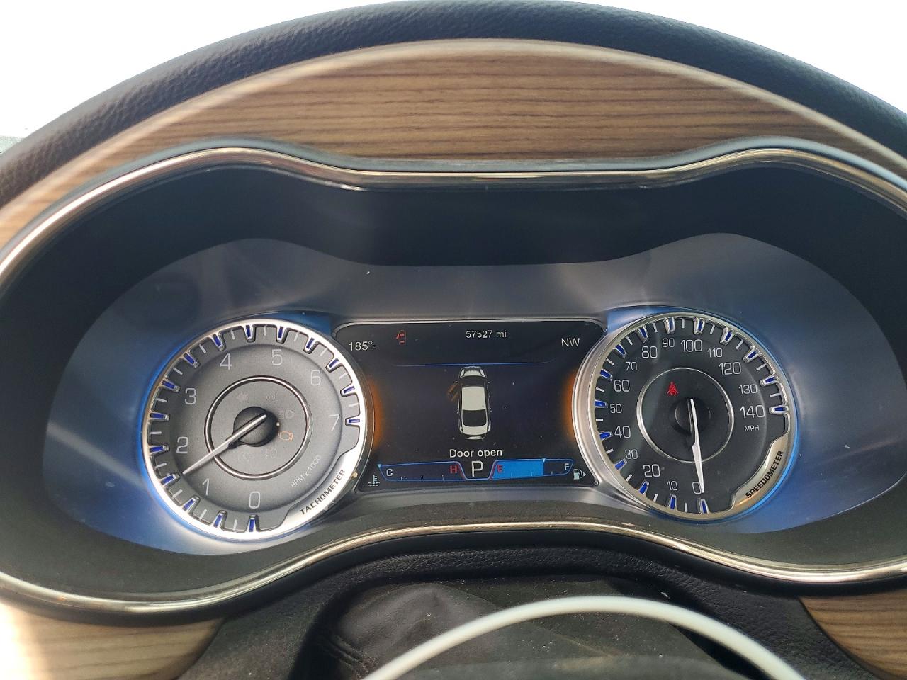 Chrysler 200 C