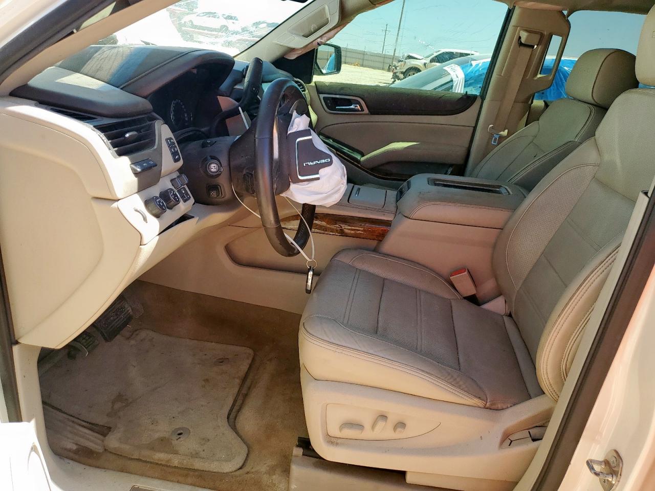 GMC Yukon Denali