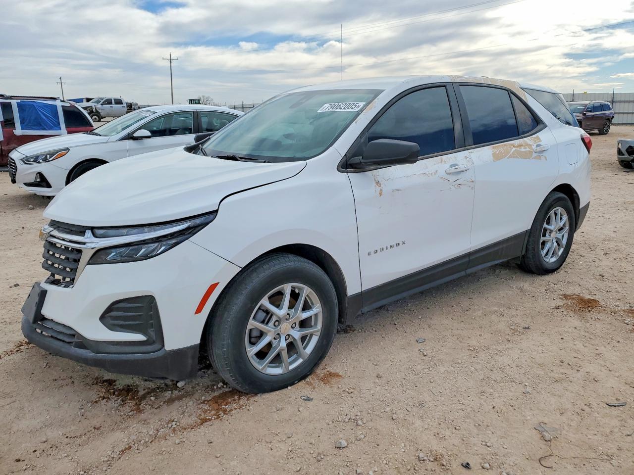 Salvage Chevrolet Equinox Image