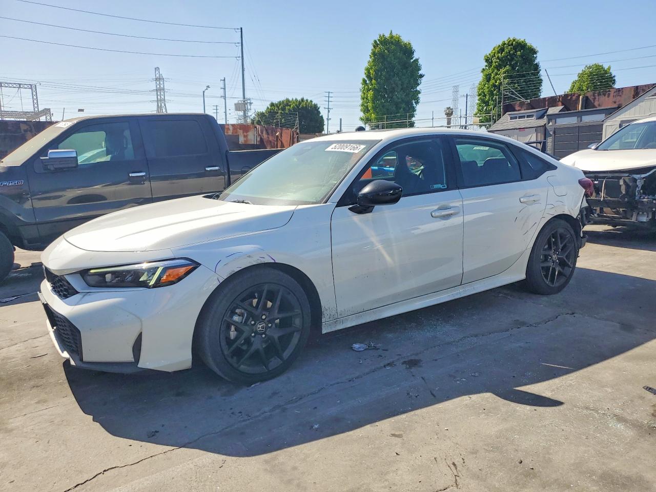 Salvage Honda Civic Image