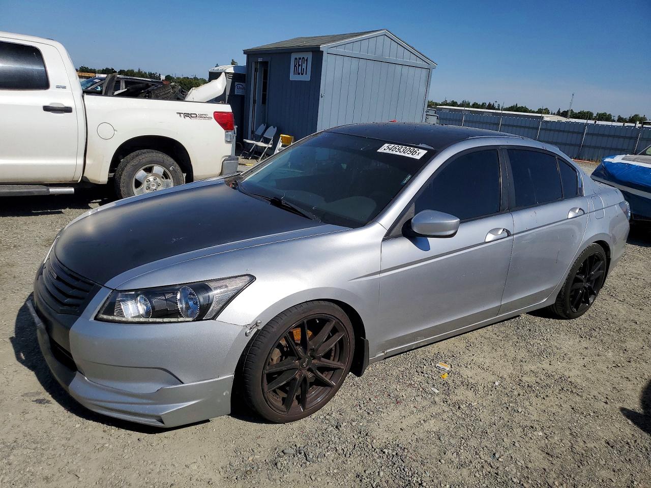 Salvage Honda Accord Image