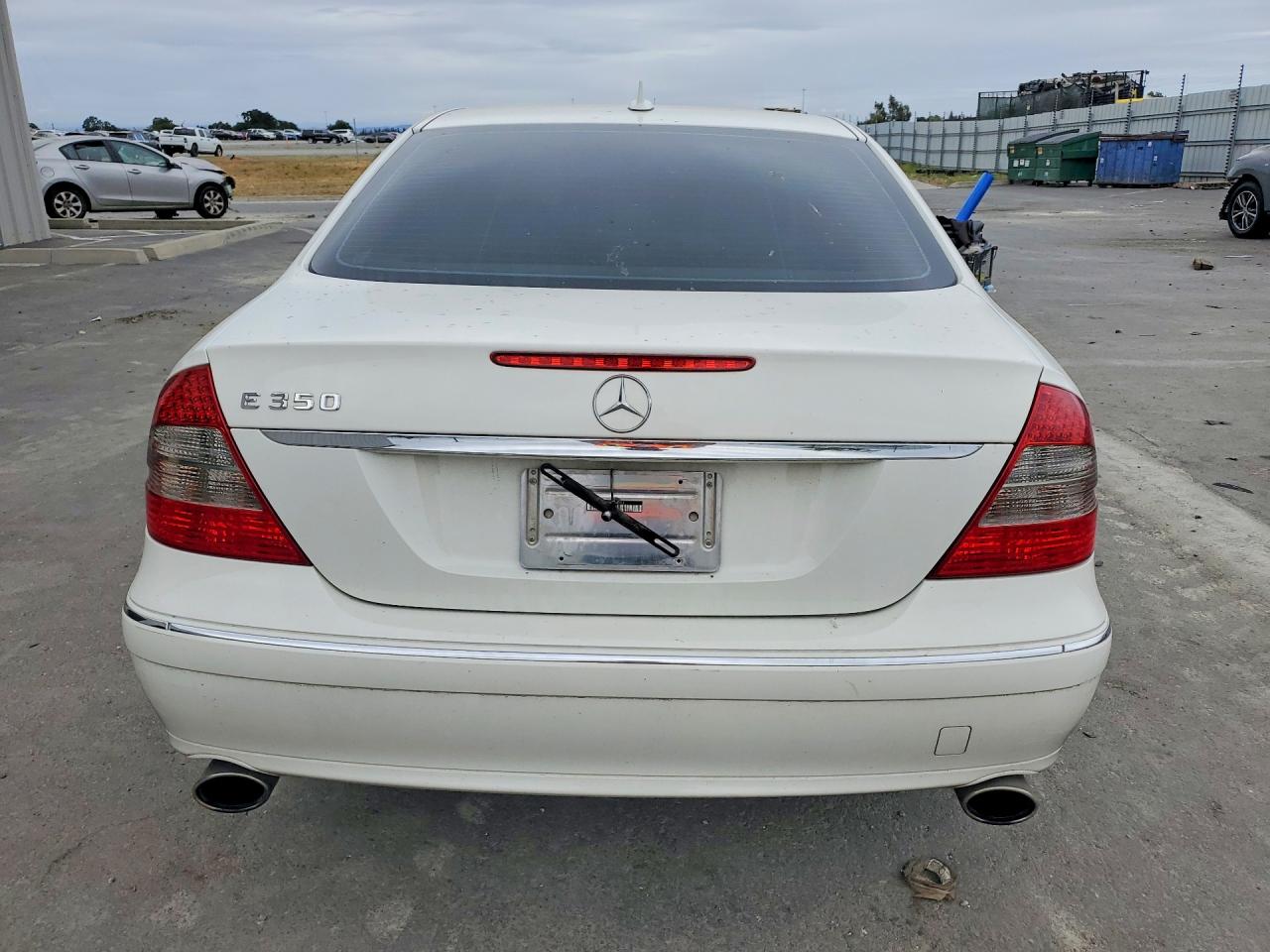 Mercedes-Benz E-Class 350