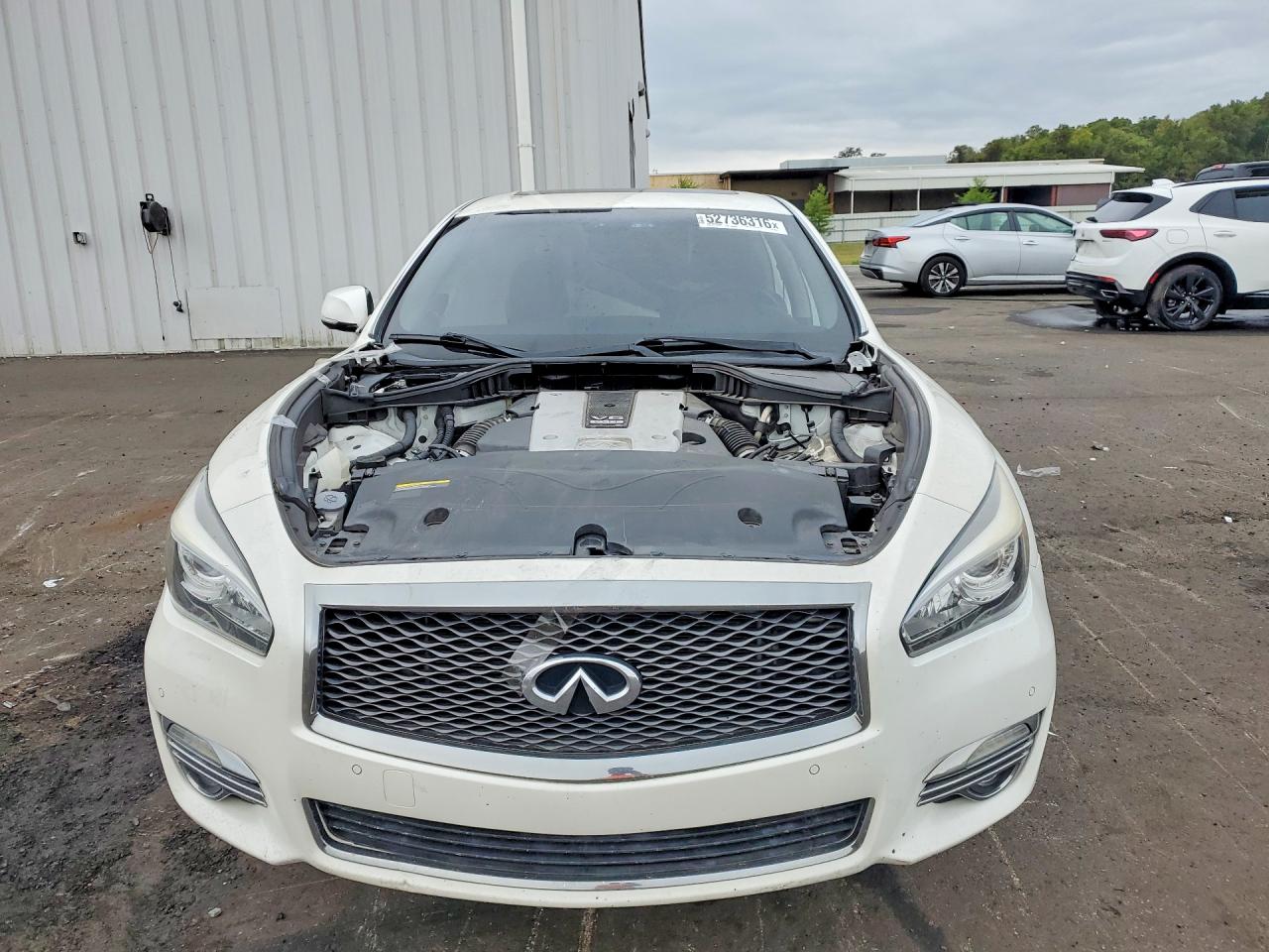 INFINITI Q70 3.7 Luxe