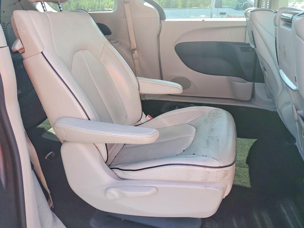 Chrysler Pacifica Hybrid Limited
