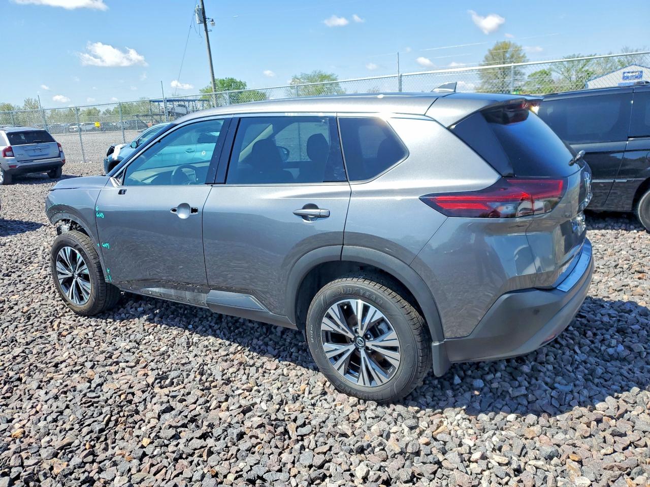 Nissan Rogue Sv