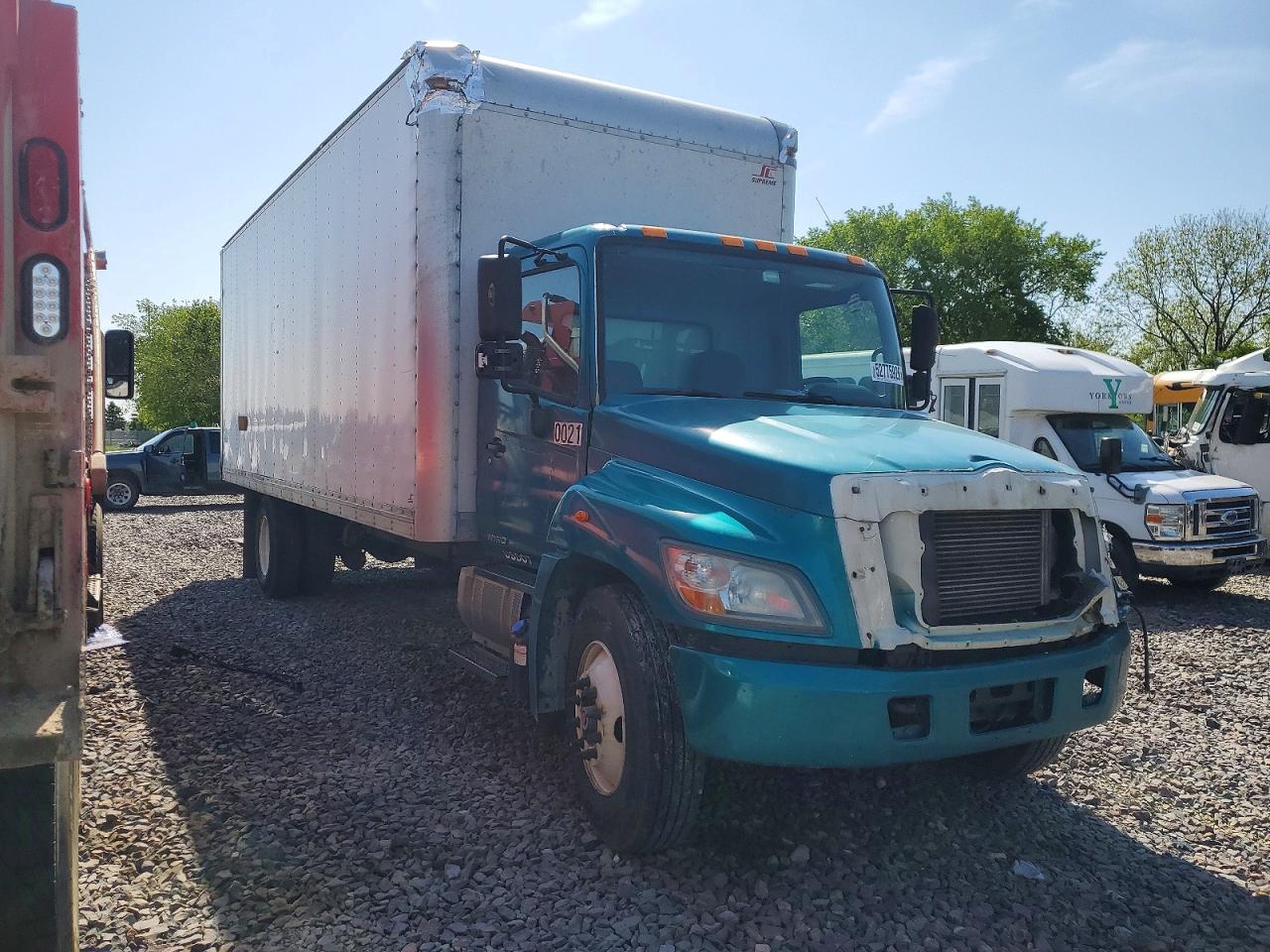 Salvage Hino 258 268 Image