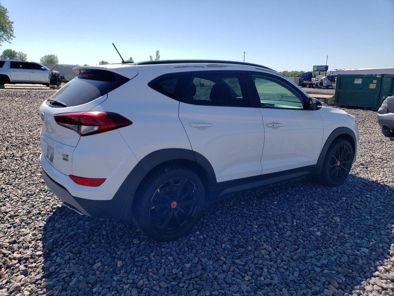 Hyundai TUCSON Night