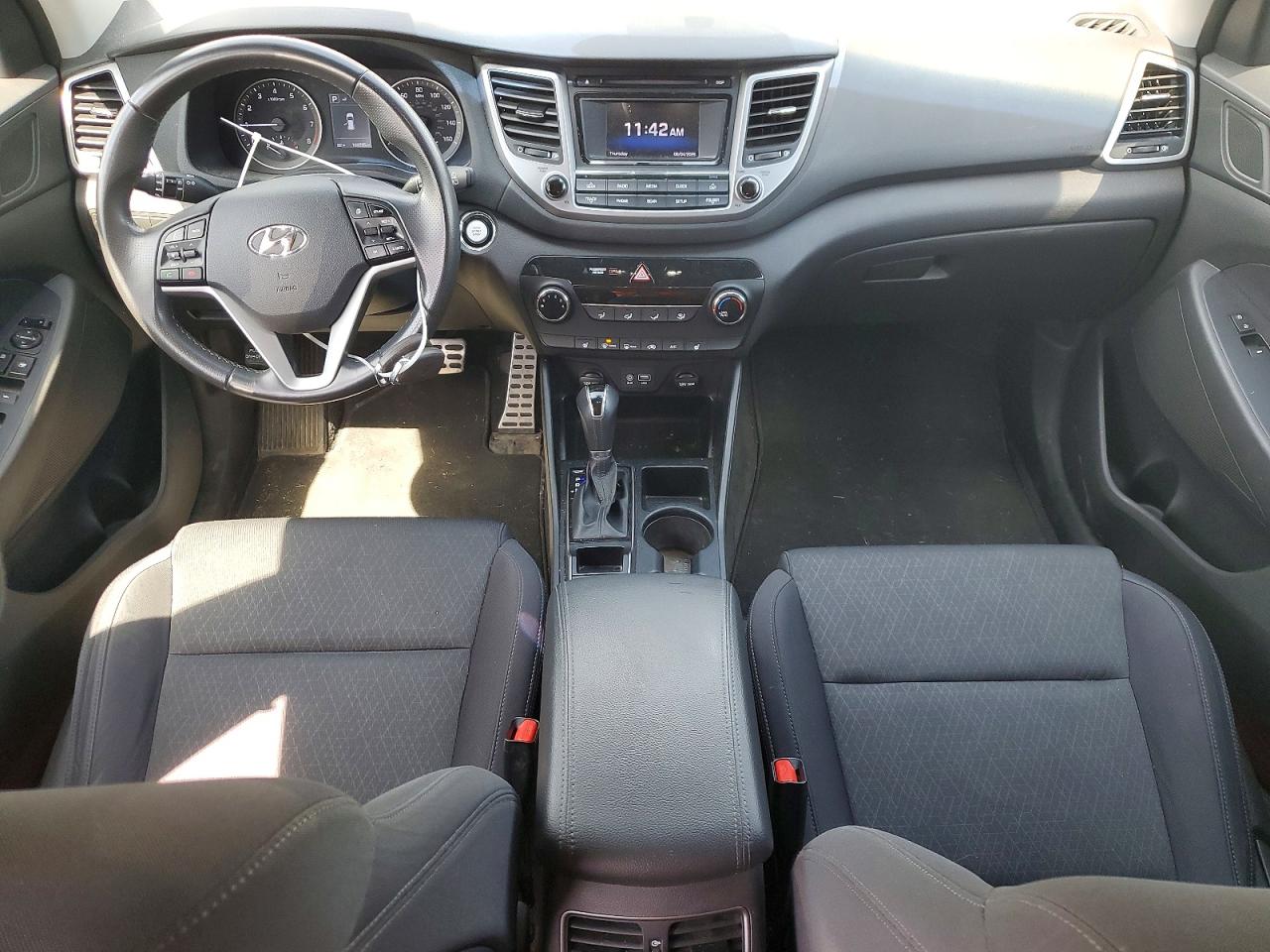 Hyundai TUCSON Night