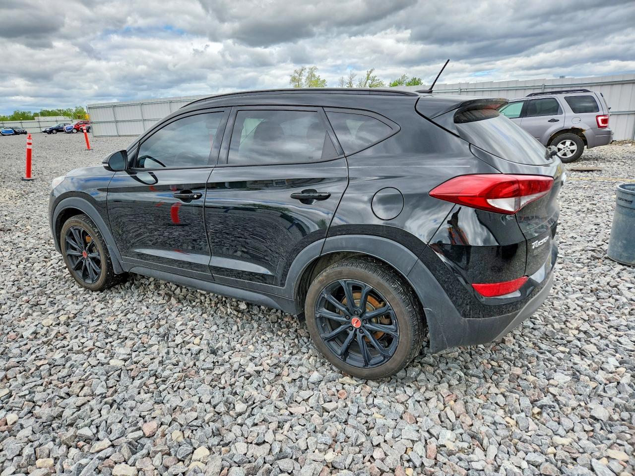 Hyundai TUCSON Night