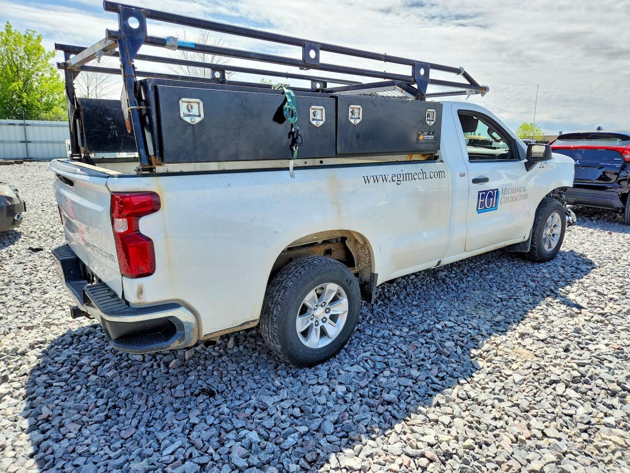 Chevrolet Silverado C1500
