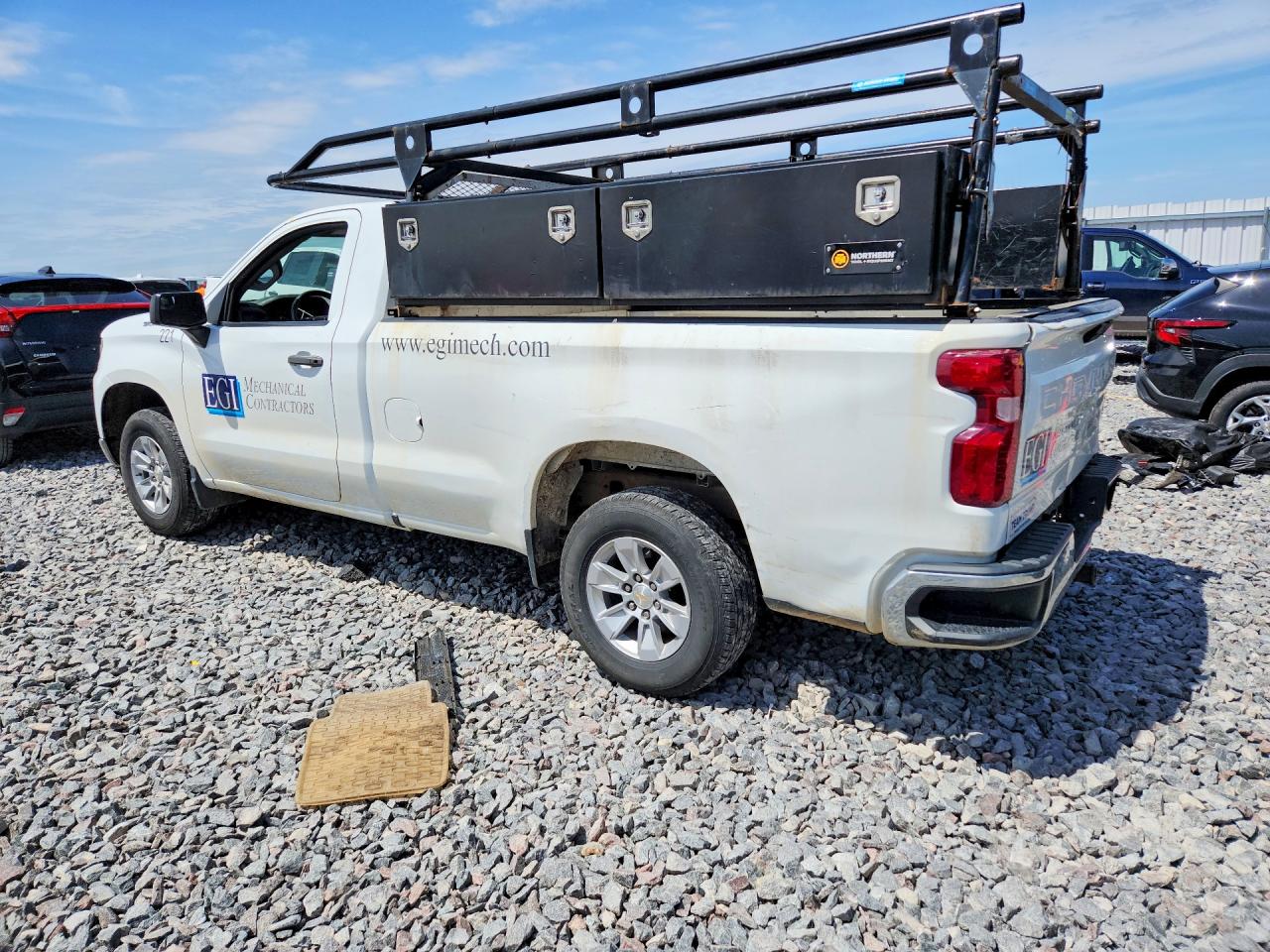 Chevrolet Silverado C1500