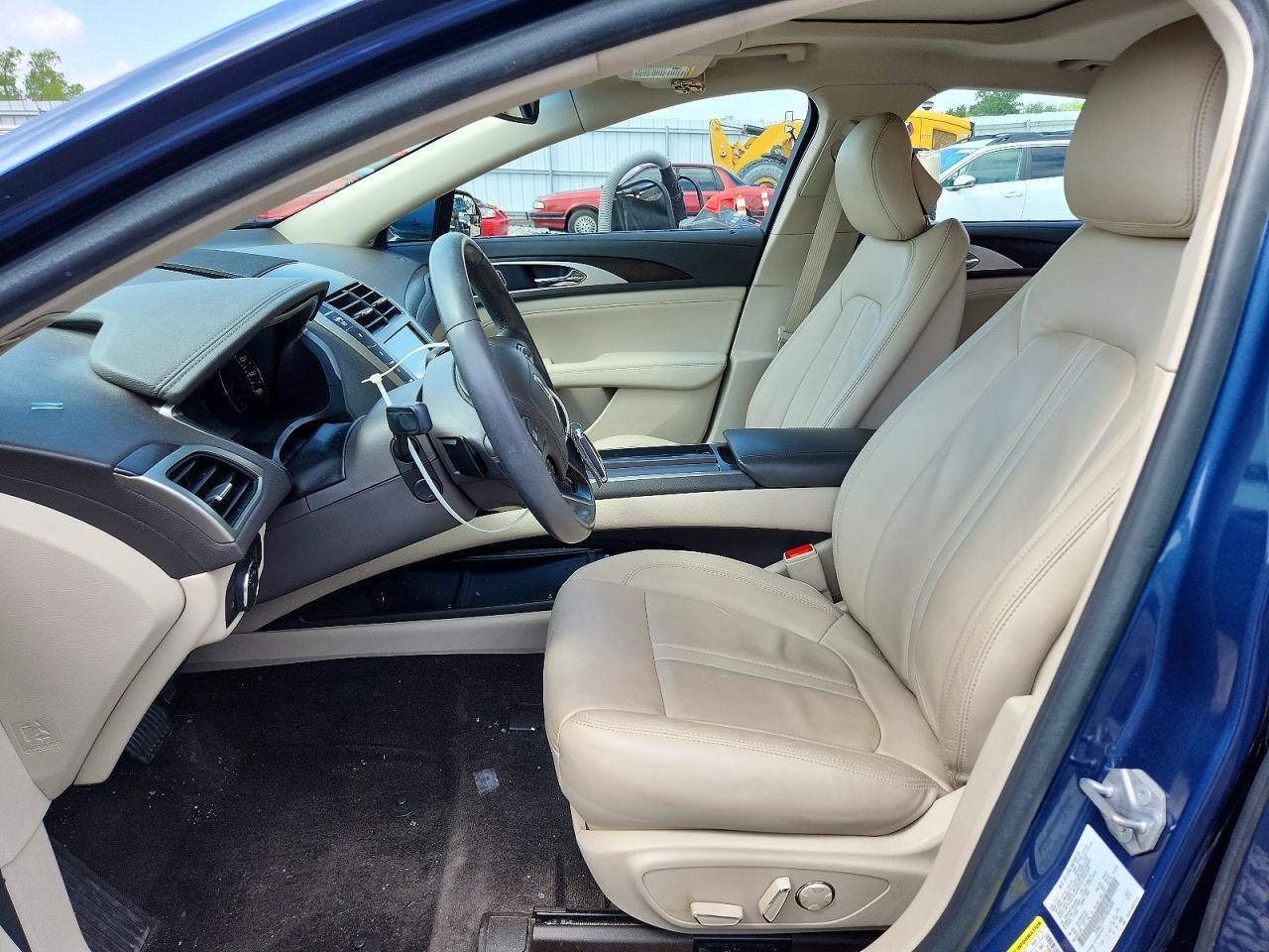 Lincoln MKZ Select
