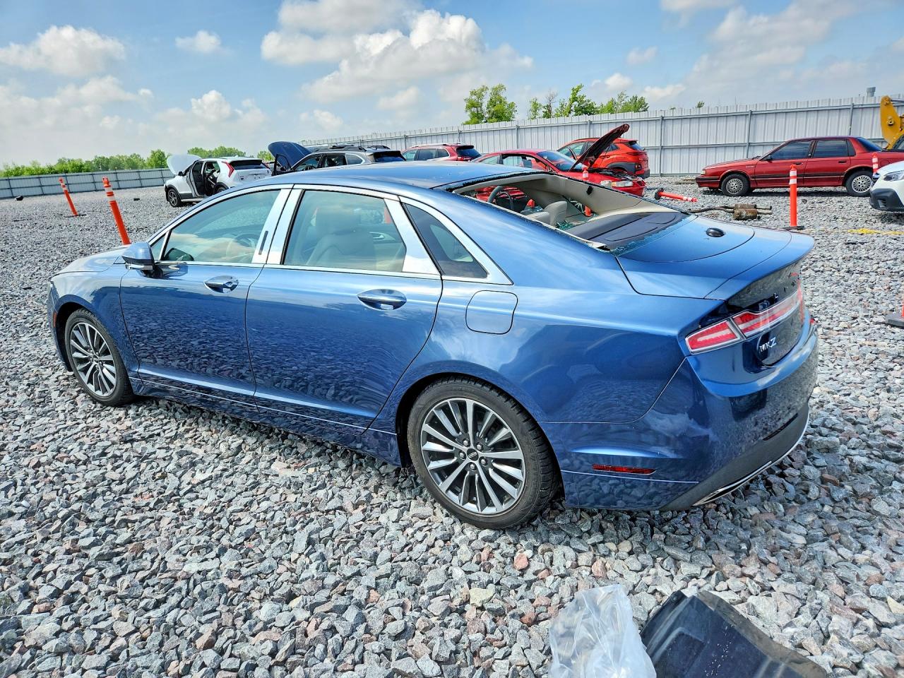 Lincoln MKZ Select