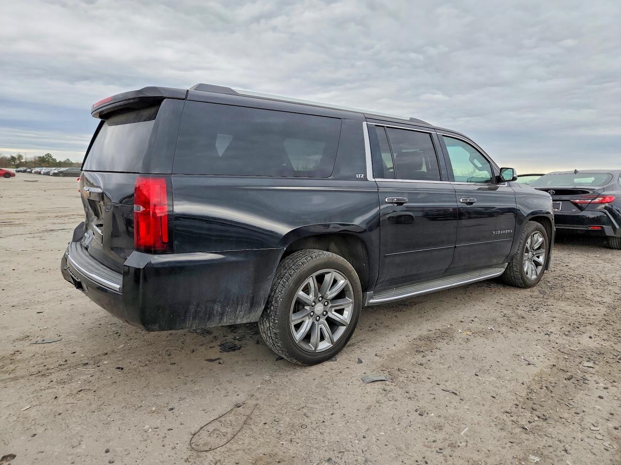 Chevrolet Suburban K1500 Ltz