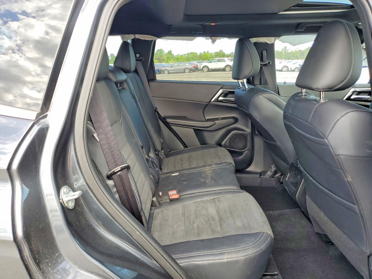 Mitsubishi Outlander Se