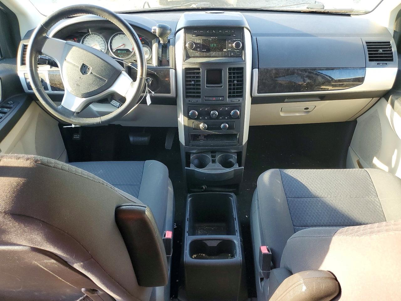 Dodge Caravan Sxt