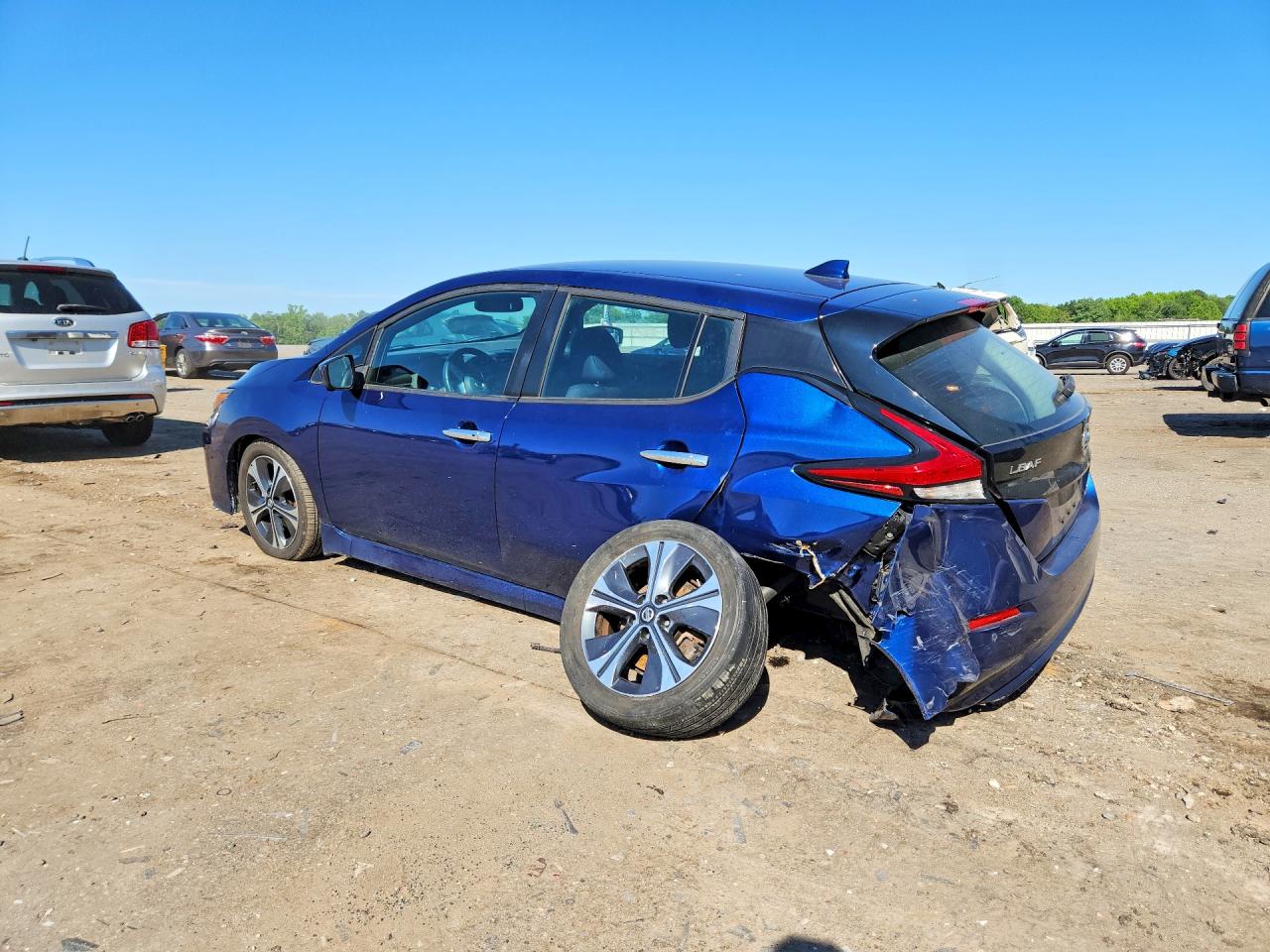 Nissan LEAF Sv Plus