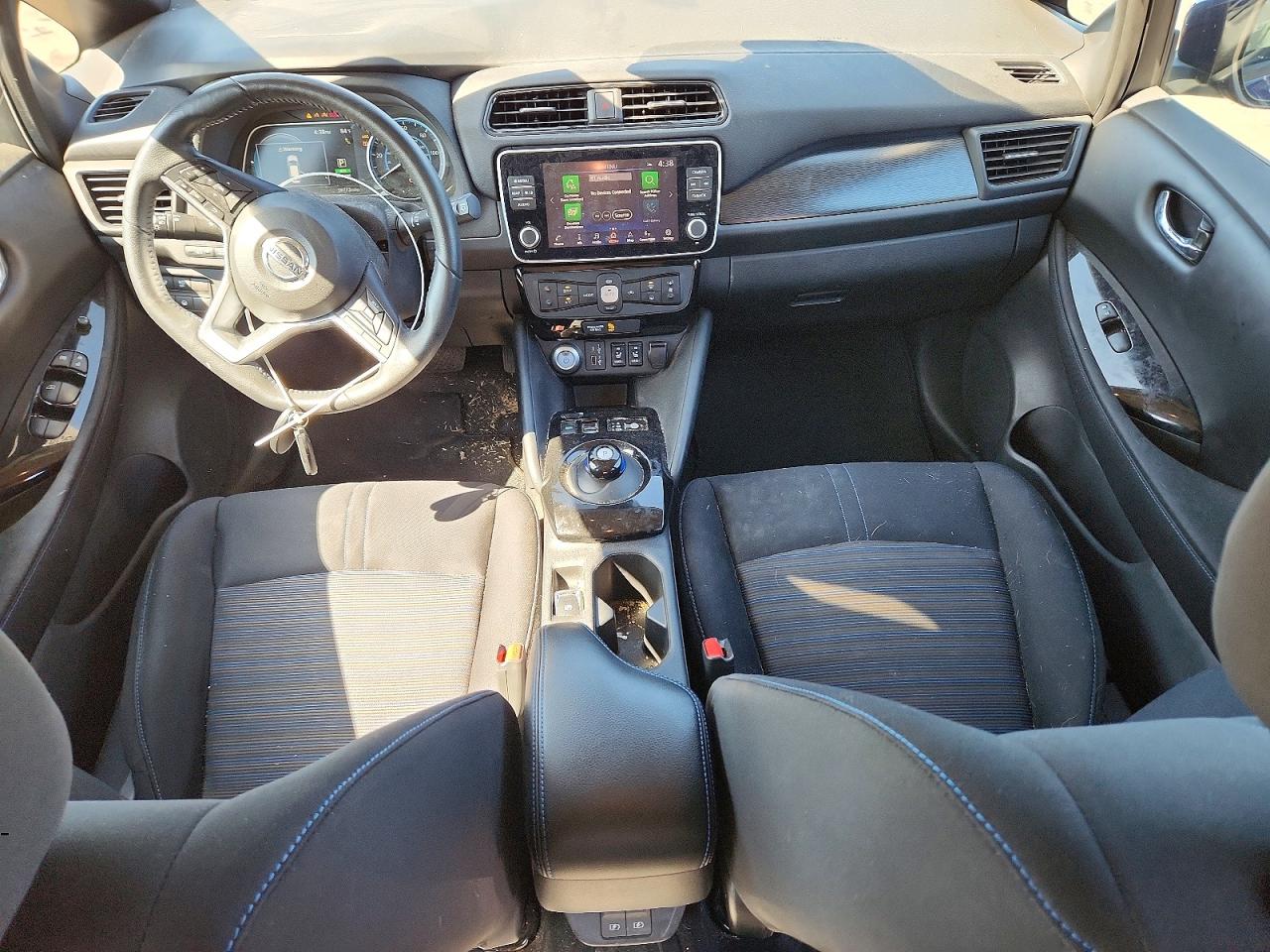Nissan LEAF Sv Plus
