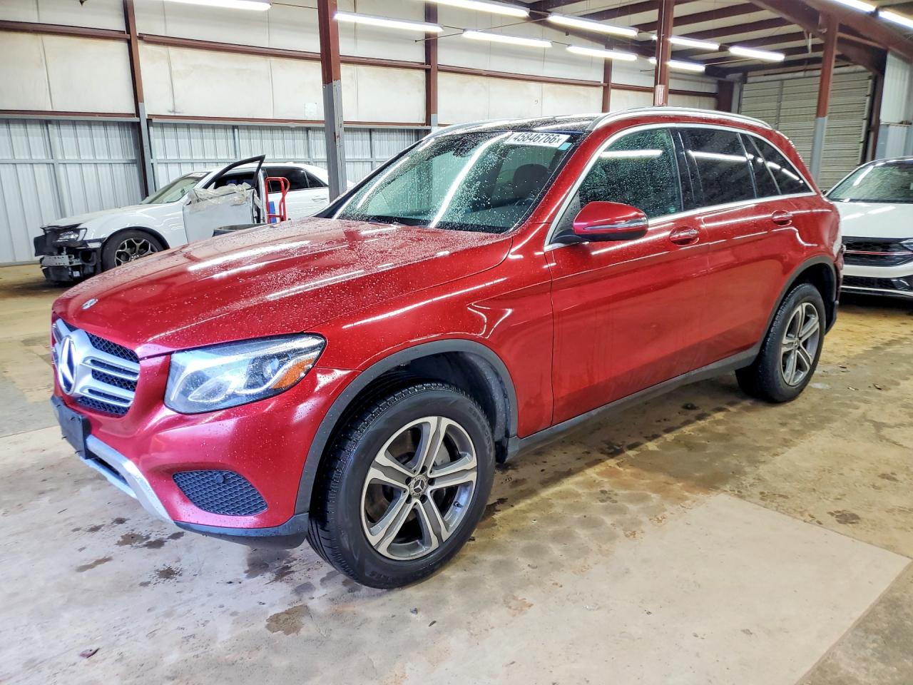Salvage Mercedes-Benz GLC Image