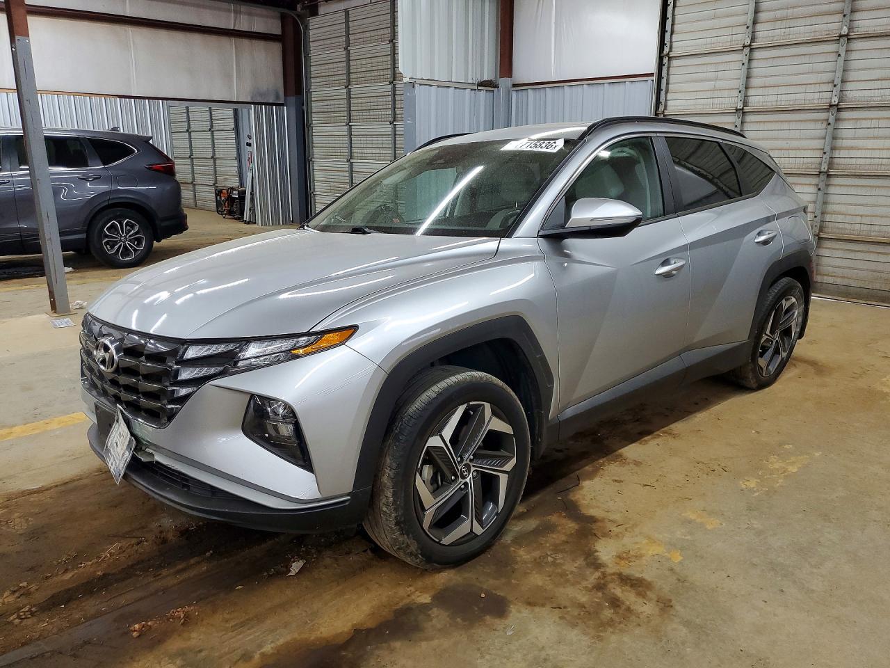 Salvage Hyundai TUCSON Image