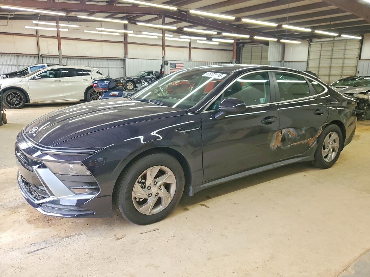 Salvage Hyundai SONATA Image