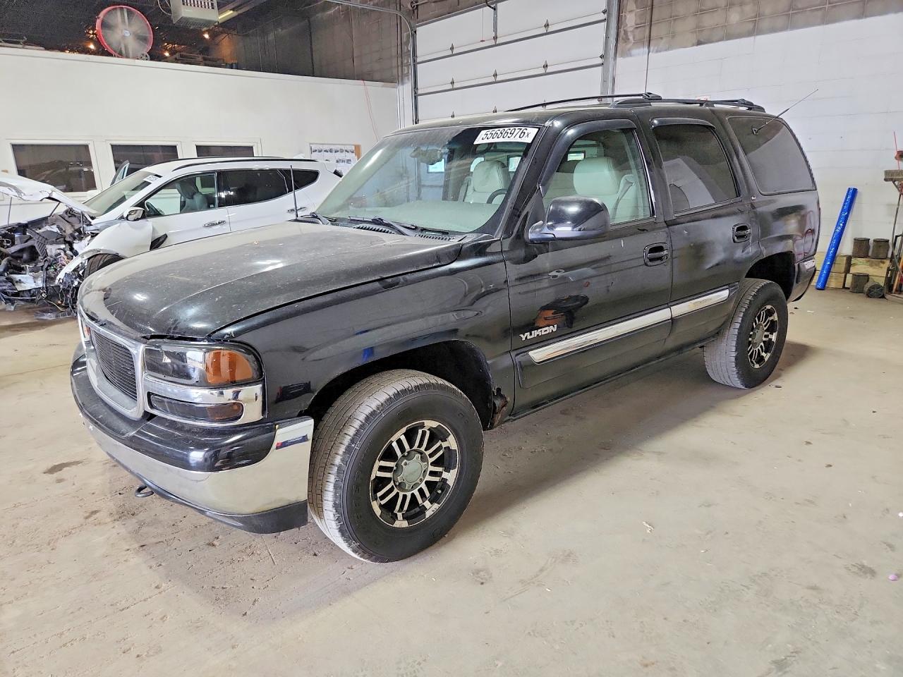 Salvage GMC Yukon Image