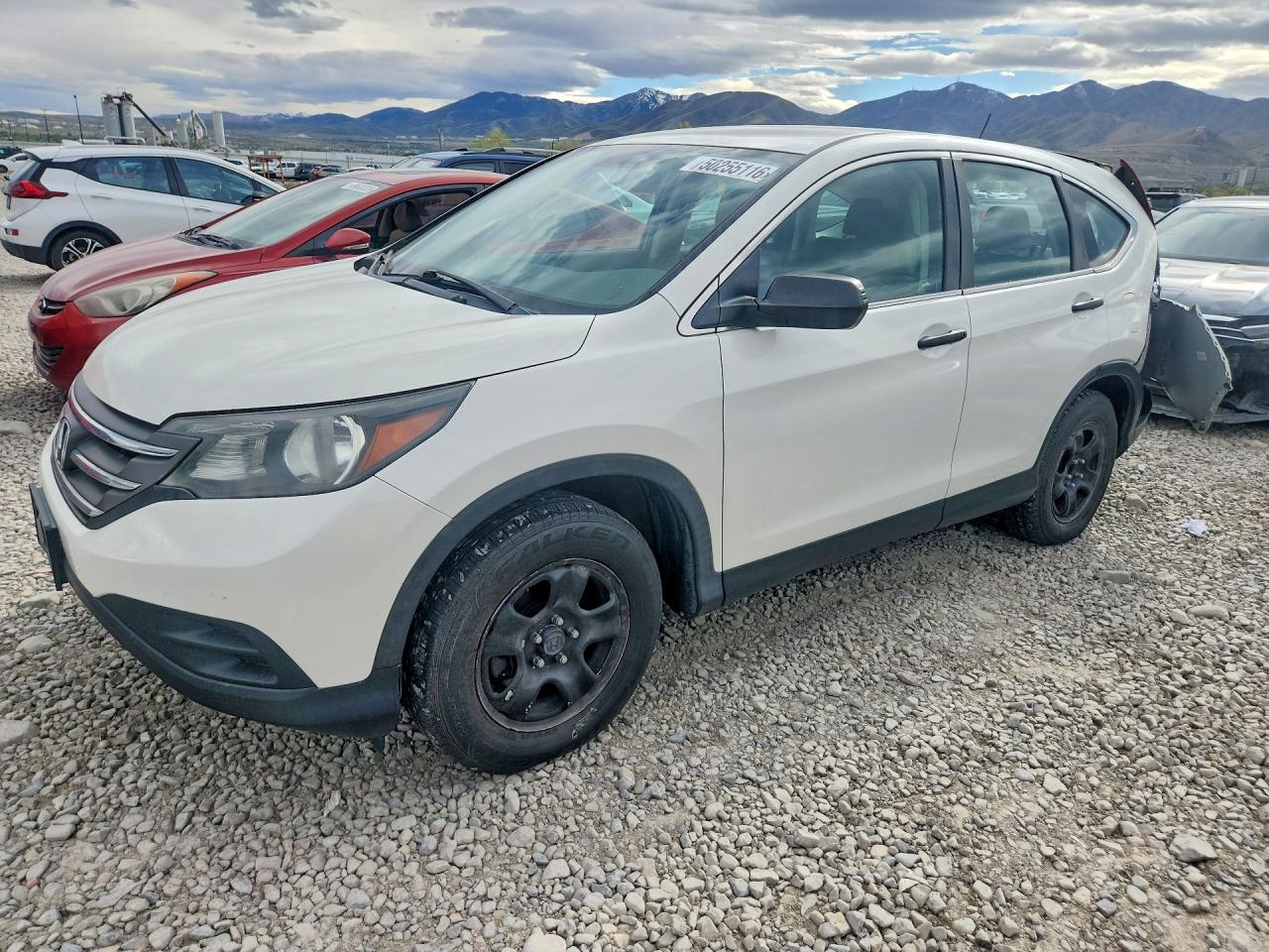 Salvage Honda Crv Image