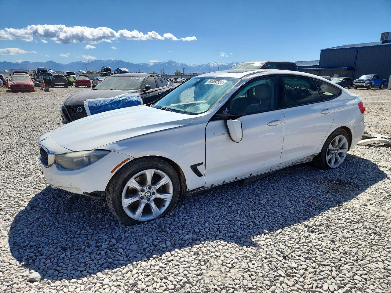 Salvage BMW 3 Series Image