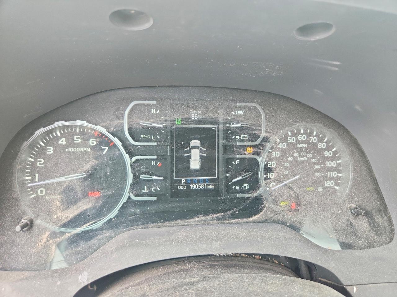 Toyota Tundra Crewmax Sr5