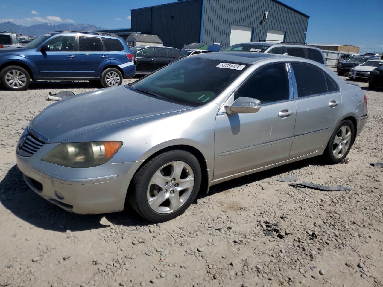 Salvage Acura RL Image