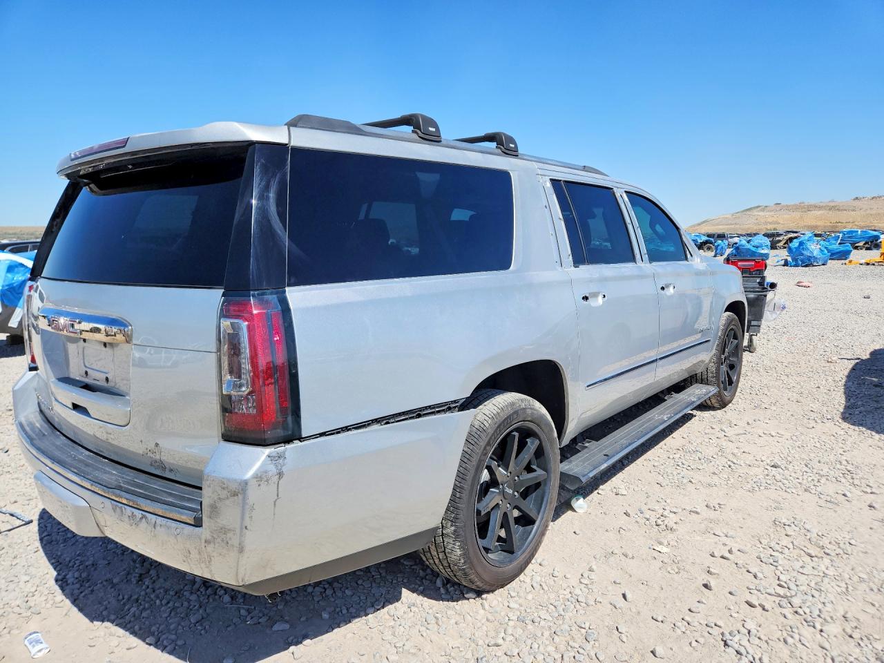 GMC Yukon Denali