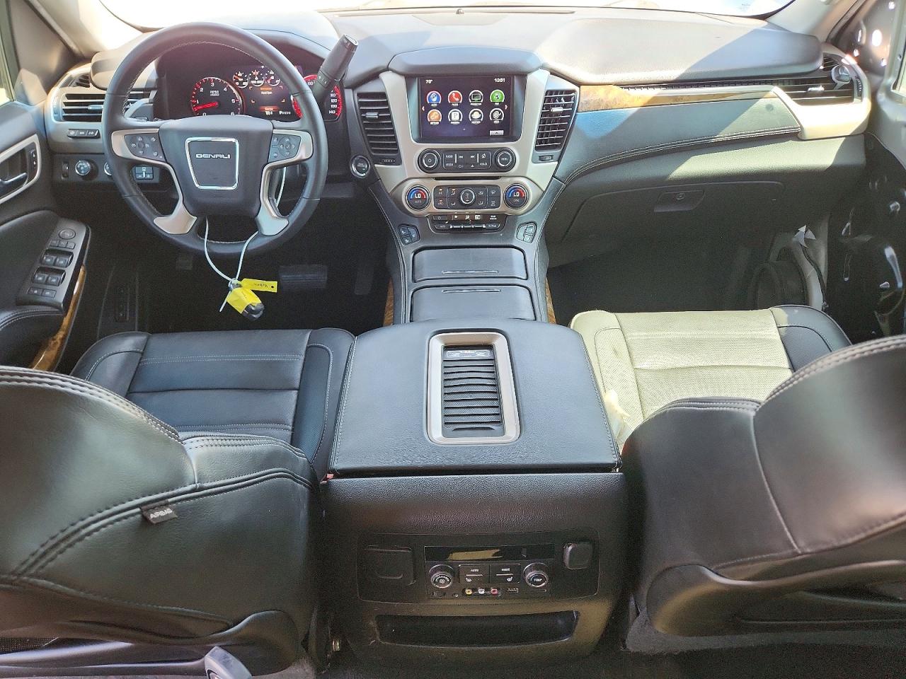 GMC Yukon Denali
