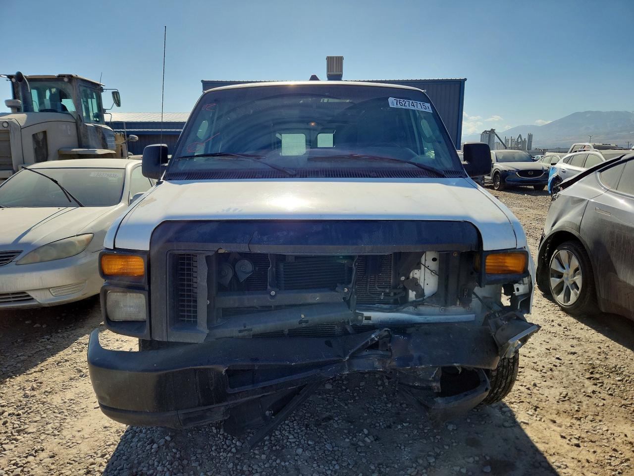 Ford Econoline E250 Van