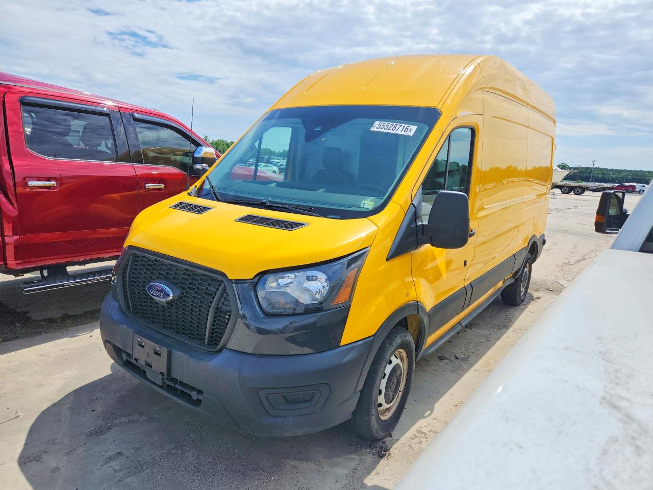 Salvage Ford Transit Image