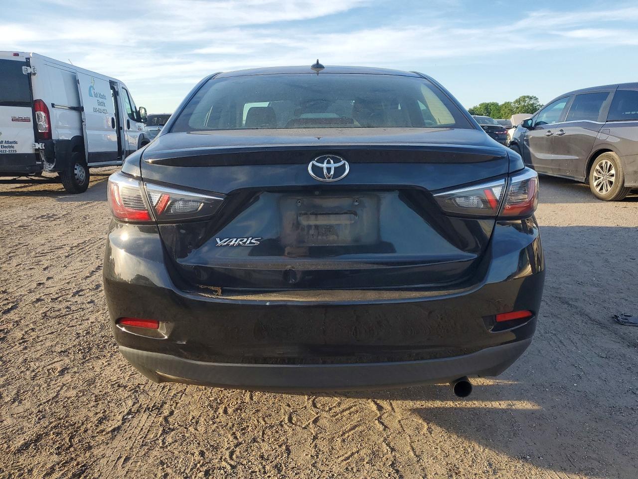Toyota Yaris Le
