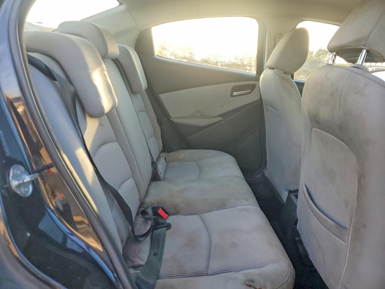 Toyota Yaris Le