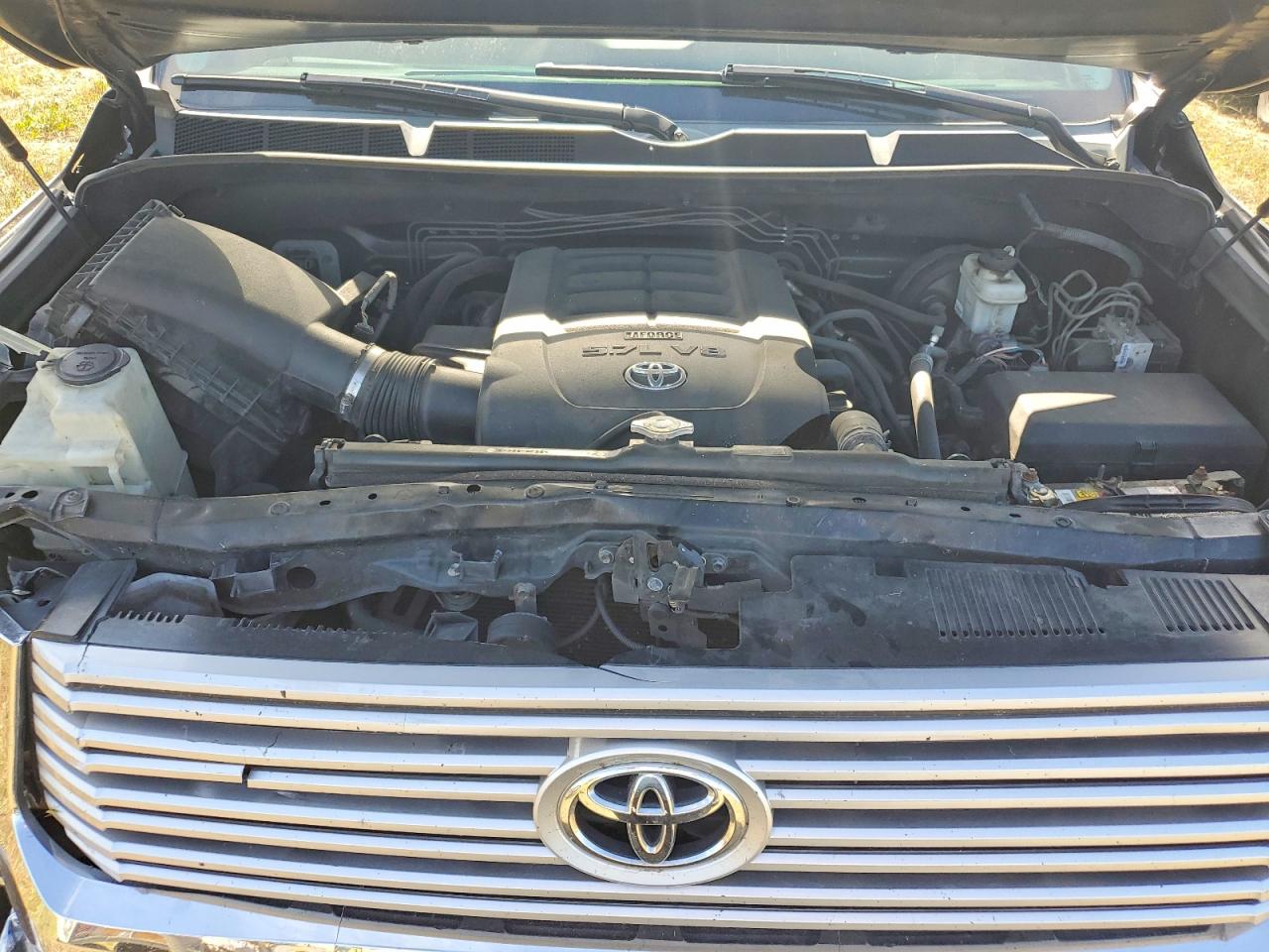 Toyota Tundra Crewmax Limited