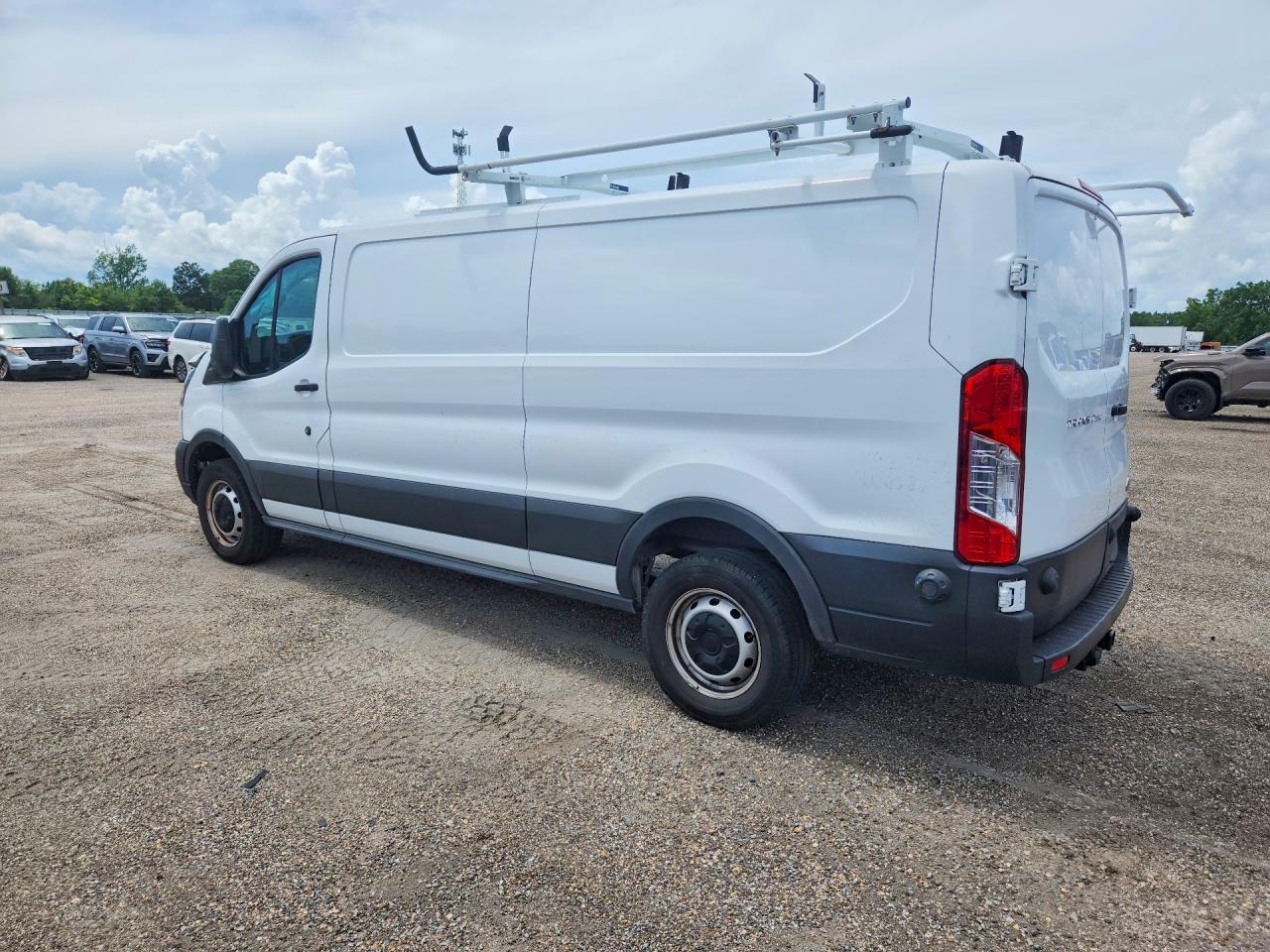 Ford Transit T-250