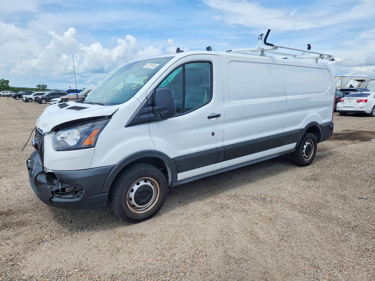 Salvage Ford Transit Image
