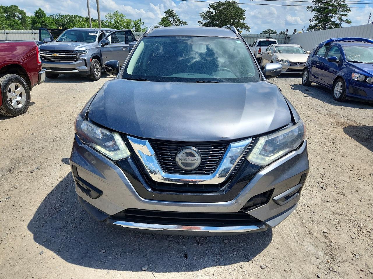 Nissan Rogue Sv