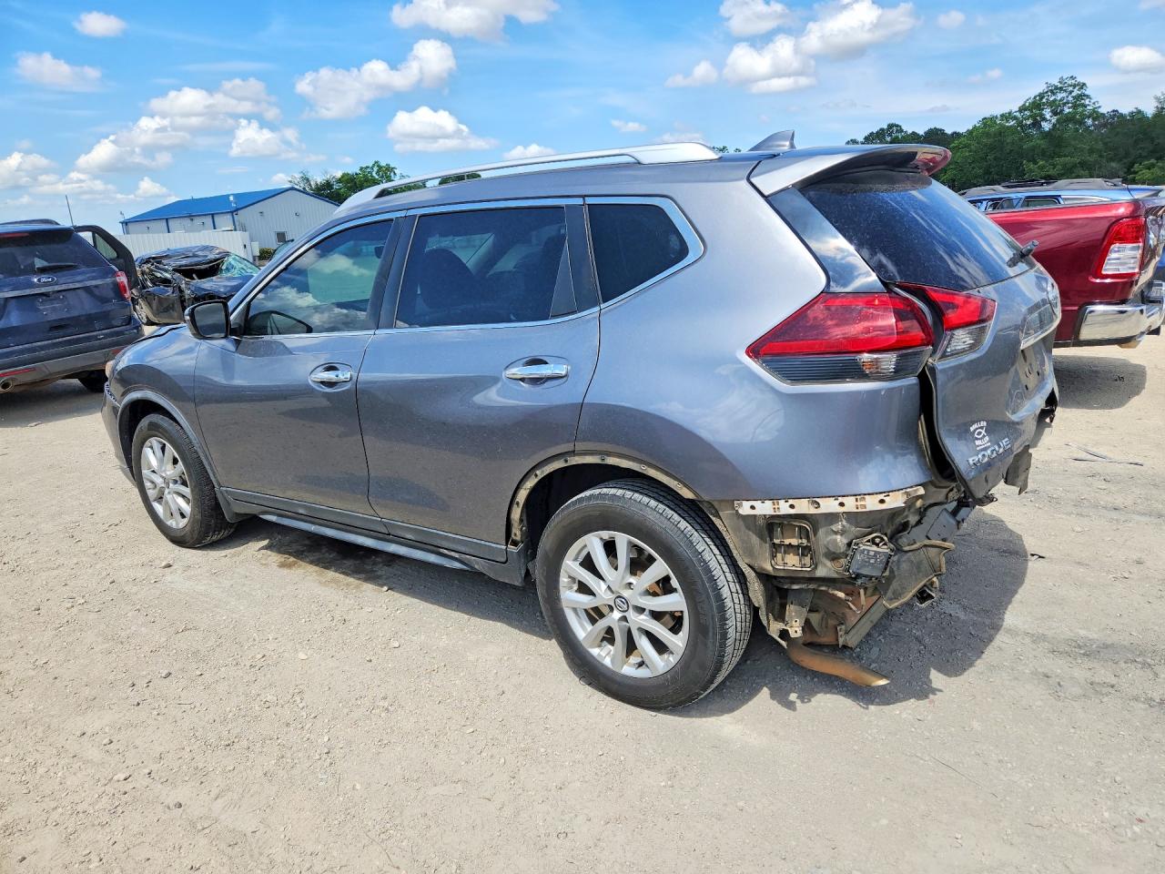 Nissan Rogue Sv