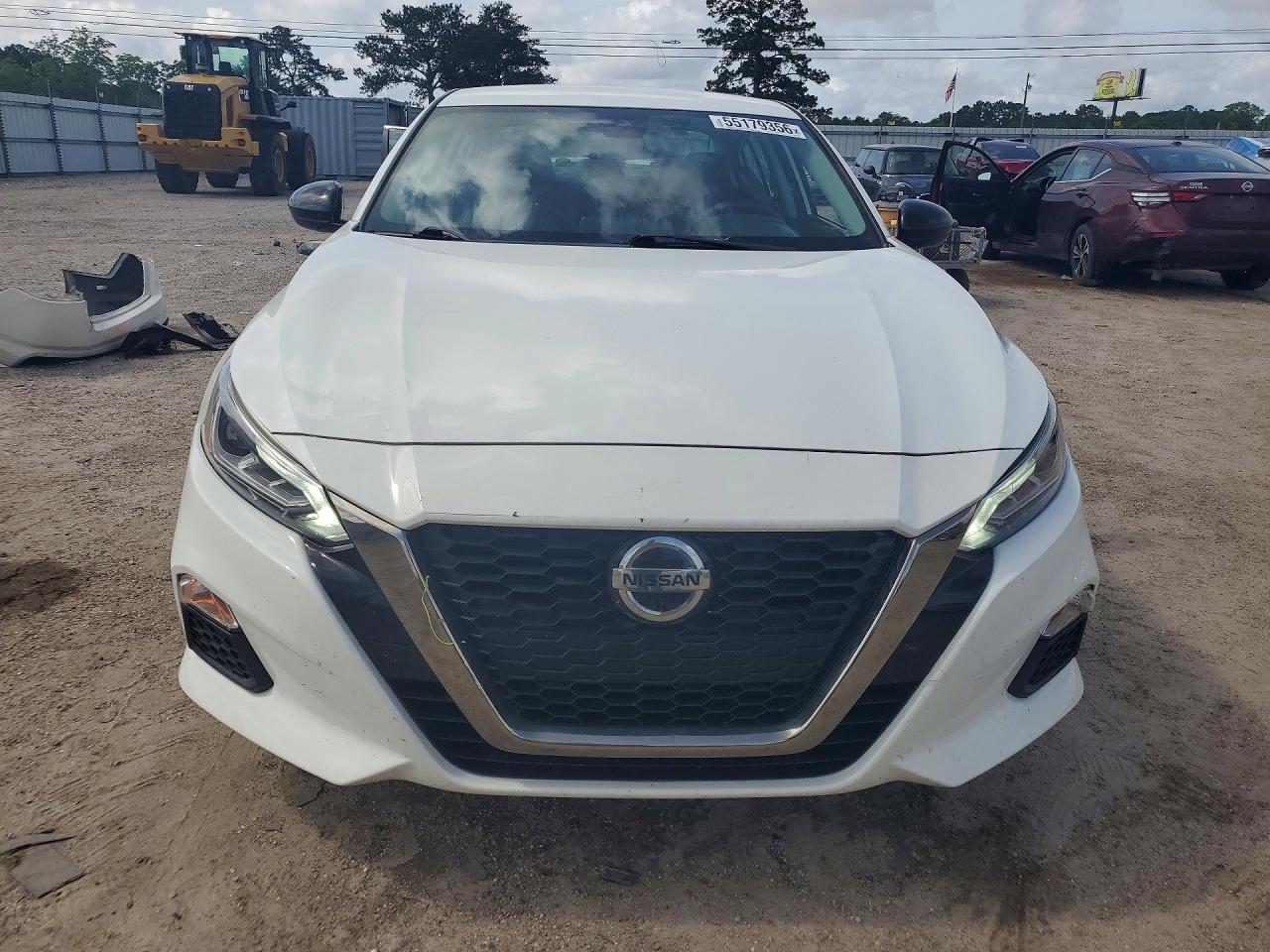 Nissan Altima Sr