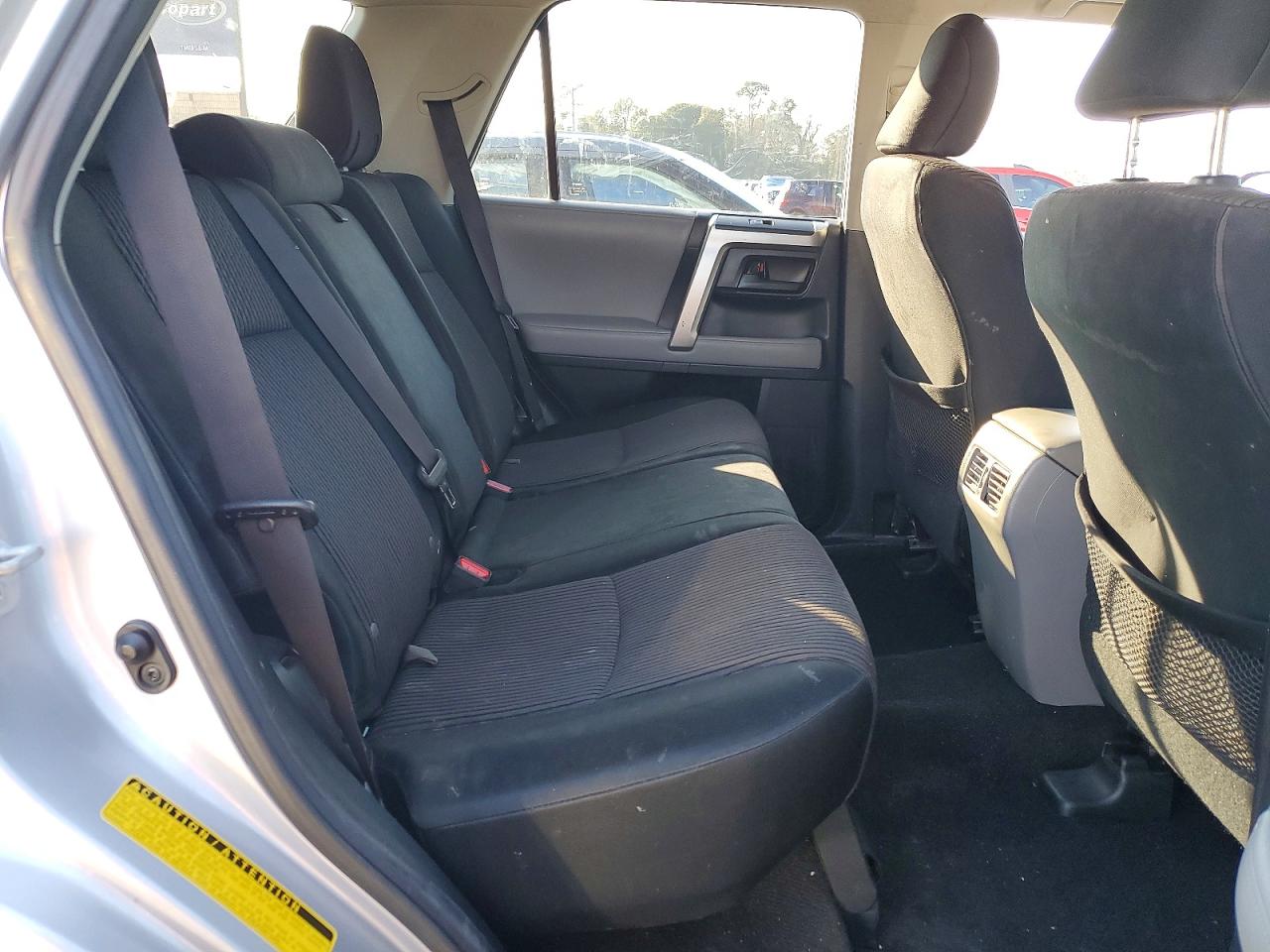 Toyota 4Runner Sr5