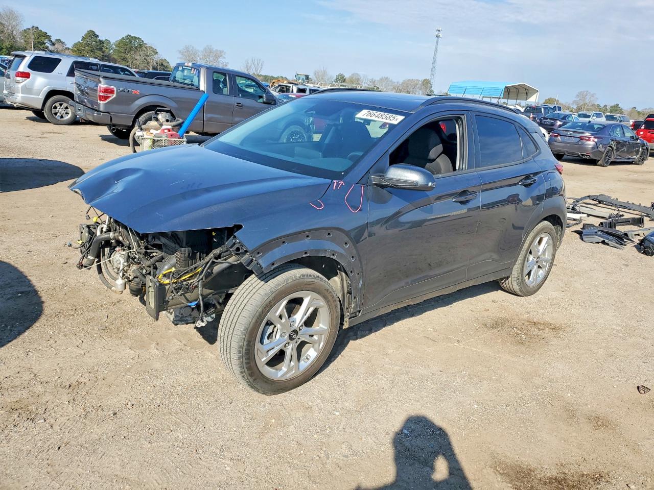 Salvage Hyundai KONA Image