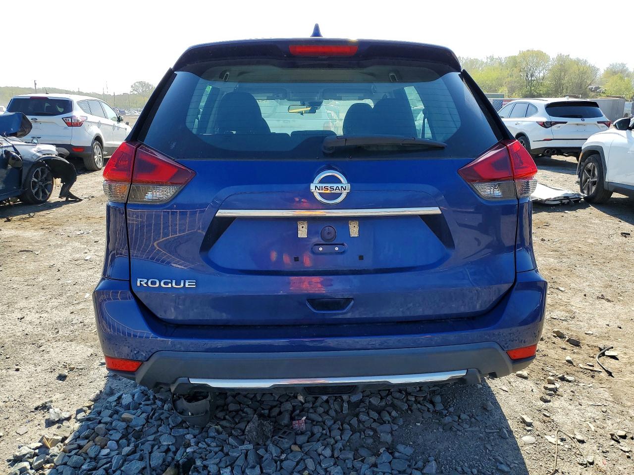 Nissan Rogue S