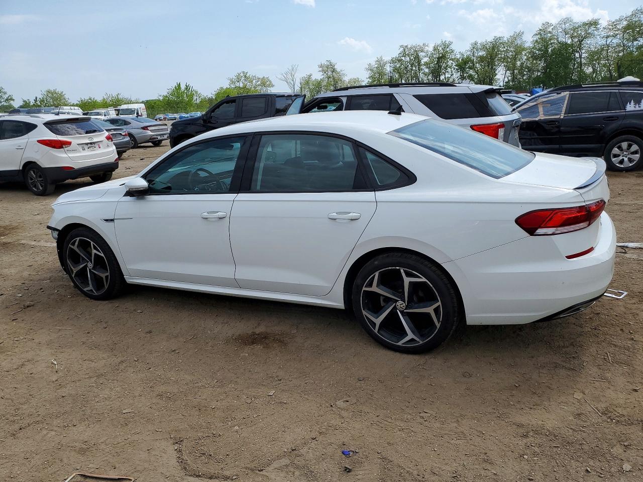 Volkswagen Passat R-line